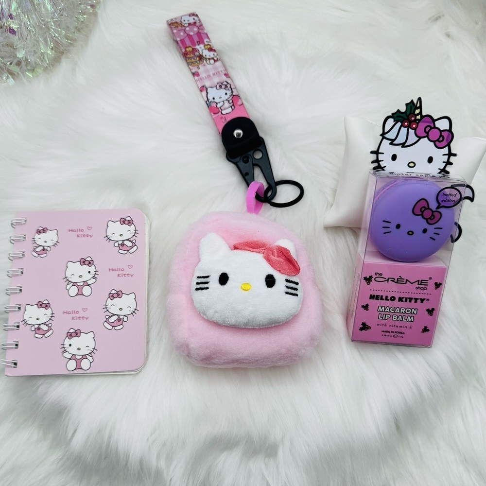 Hello Kitty Accessory Bundle 3 - image 6